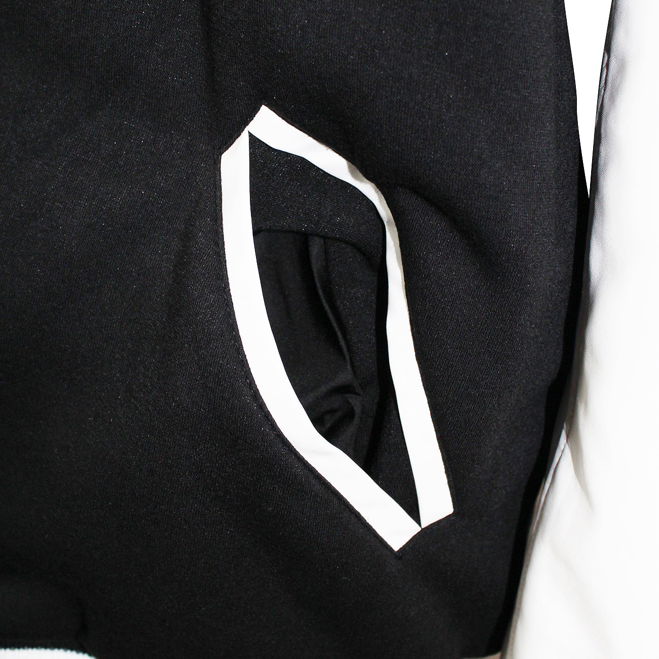 JH Design NBA Men's Reversible Fleece Jacket Los Angeles Lakers Black White